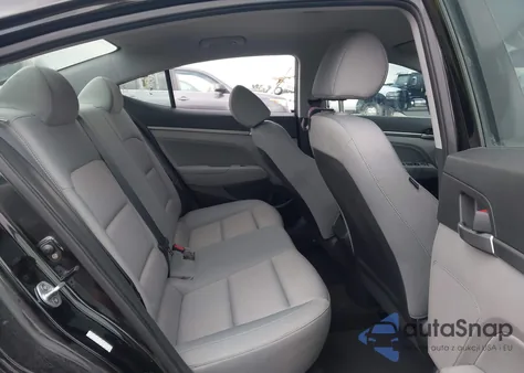 2017 Hyundai Elantra Se z USA, uszkodzony, nr VIN KMHD84LF4HU099603